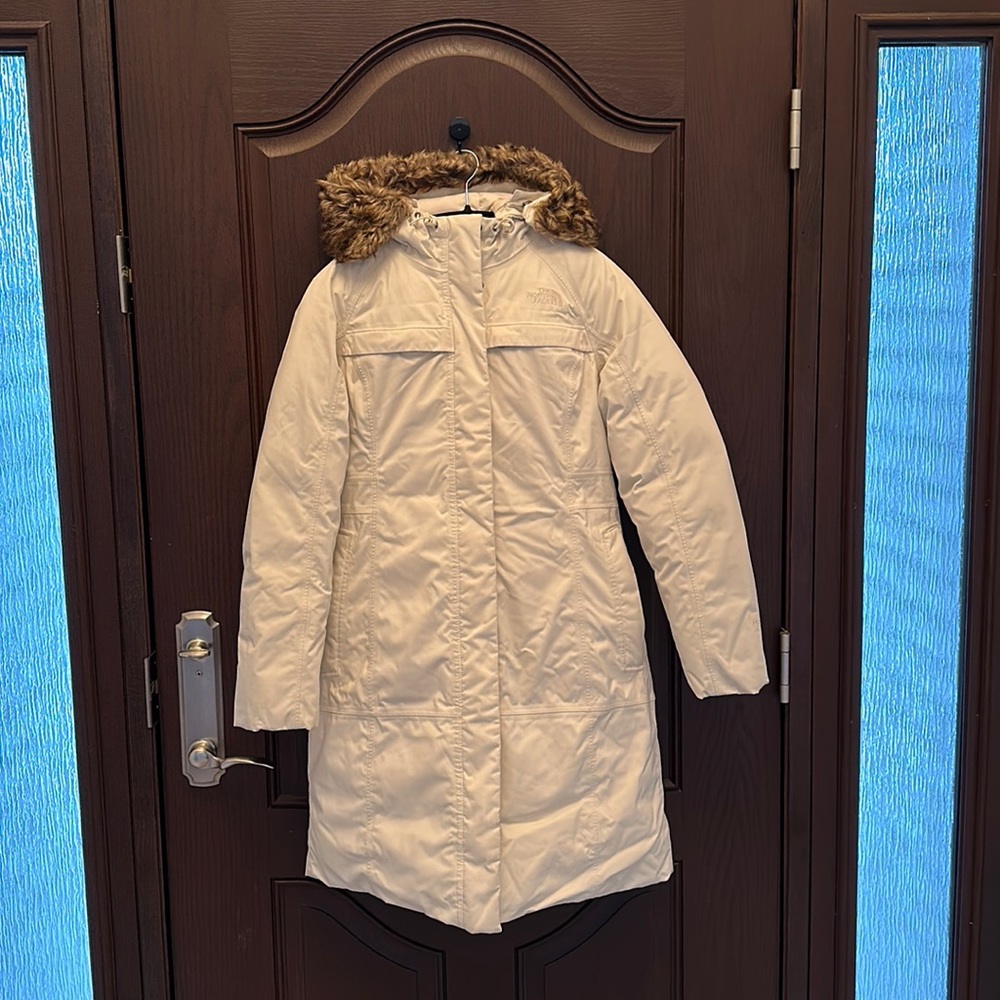 The North Face Women's White Long Puffer Parka